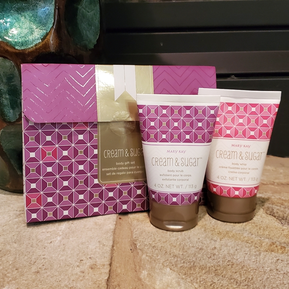 *NEW* Mary Kay Body Care Gift Set